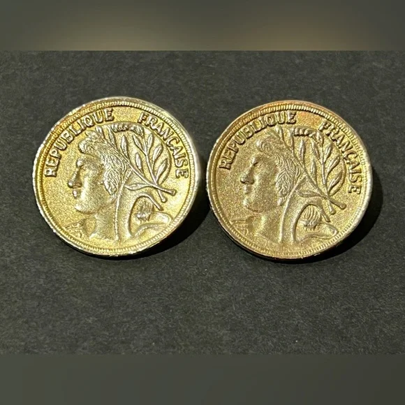 Vintage Lady France Francaise Republique Coin Earrings Pierced - Picture 2 of 8